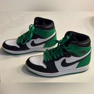 Jordan 1 Retro High OG 'Lucky Green' sneaker